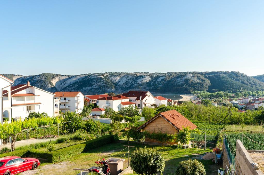 Apartments Dragan โลปาร์ ภายนอก รูปภาพ