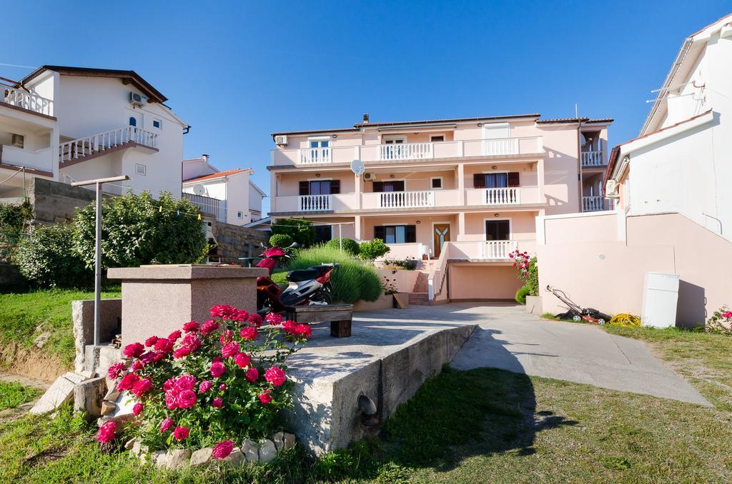 Apartments Dragan โลปาร์ ภายนอก รูปภาพ