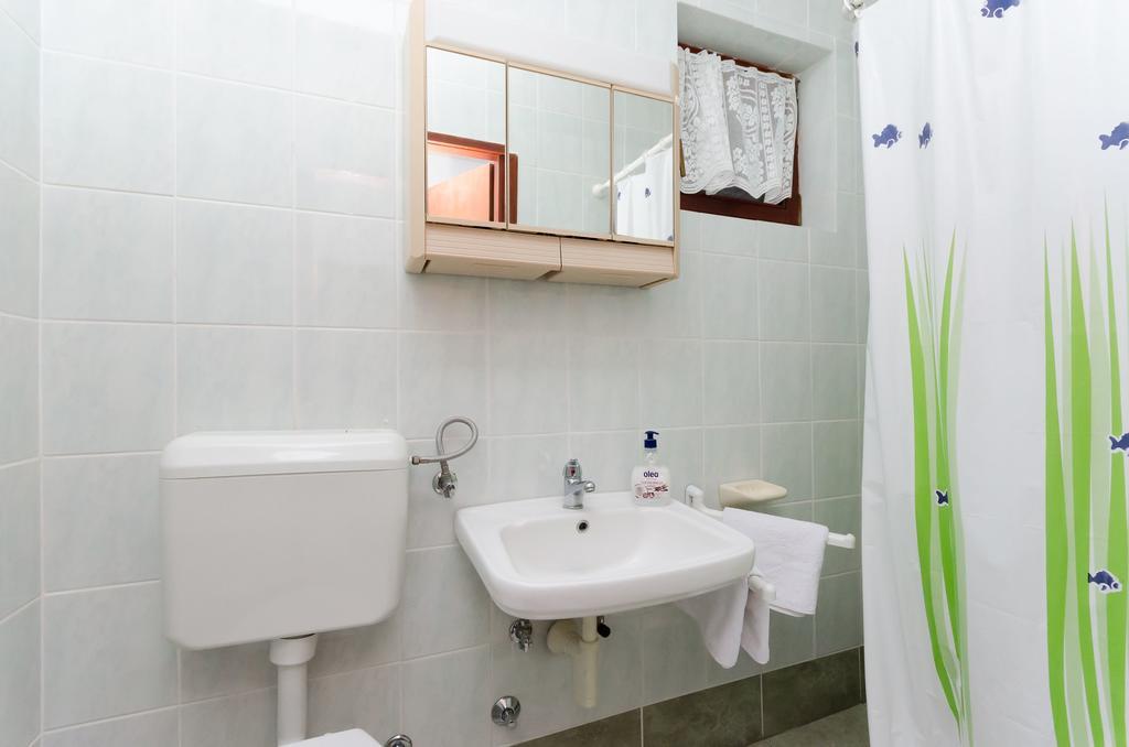Apartments Dragan โลปาร์ ภายนอก รูปภาพ