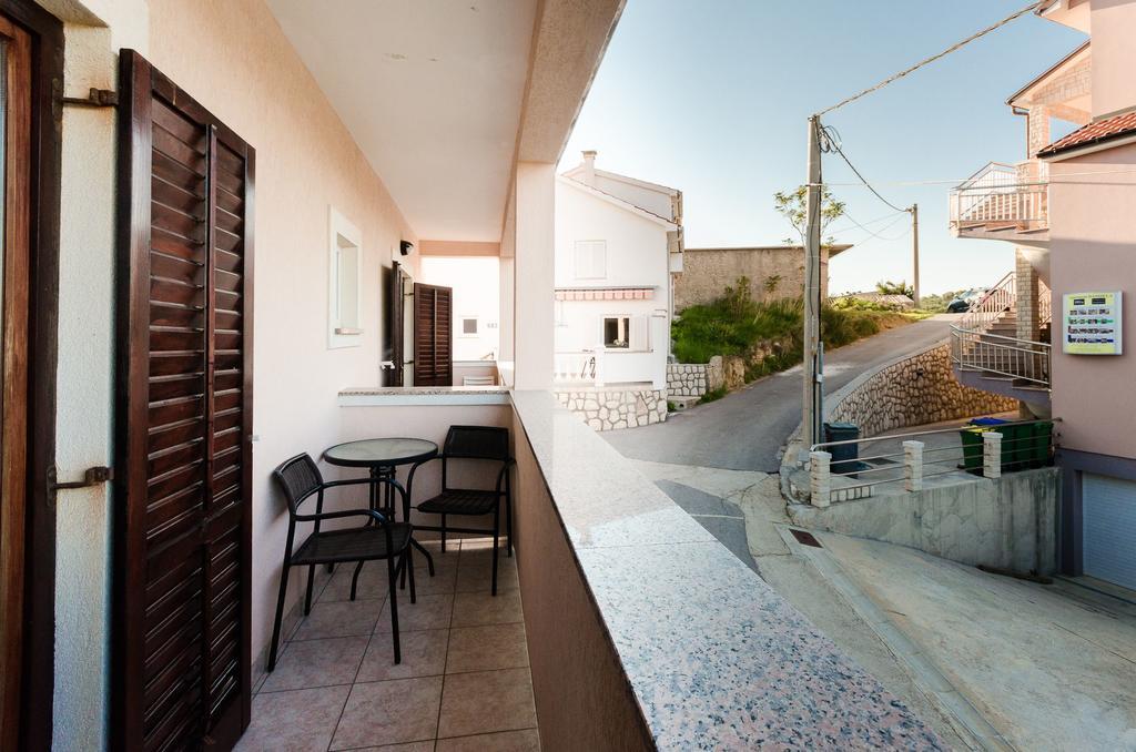 Apartments Dragan โลปาร์ ภายนอก รูปภาพ